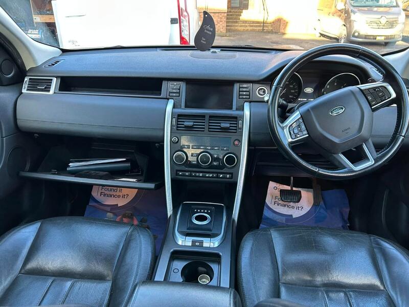 LAND ROVER DISCOVERY SPORT