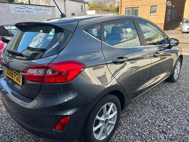 View FORD FIESTA 1.0 T EcoBoost Zetec