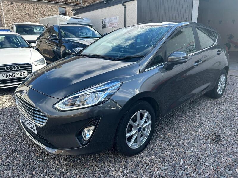 View FORD FIESTA 1.0 T EcoBoost Zetec