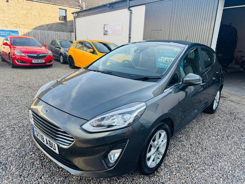 View FORD FIESTA 1.0 T EcoBoost Zetec