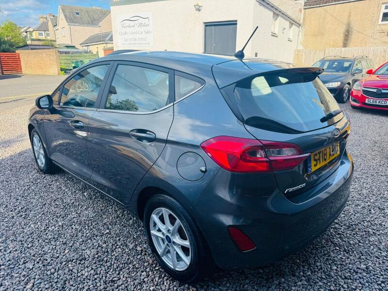 View FORD FIESTA 1.0 T EcoBoost Zetec