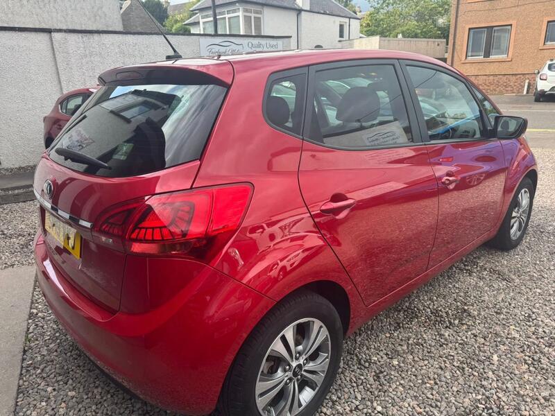 KIA VENGA