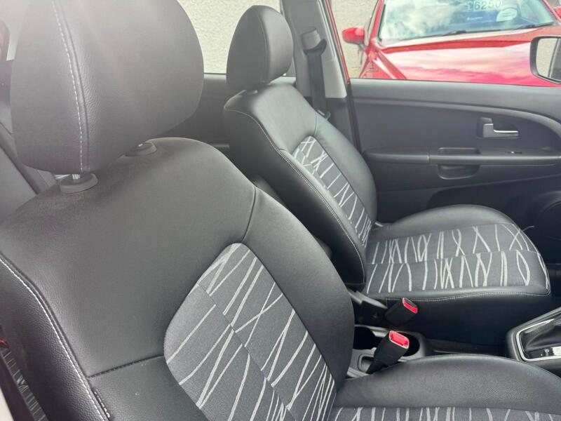 KIA VENGA