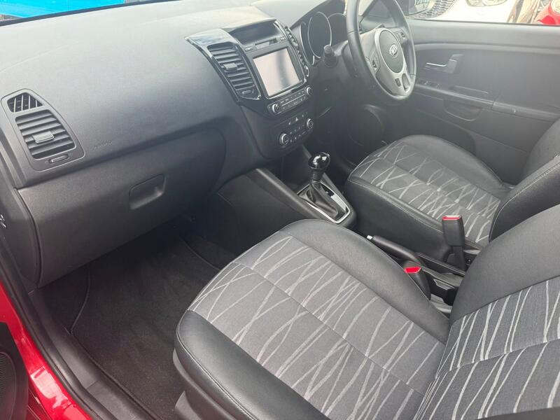 KIA VENGA