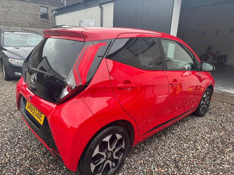 TOYOTA AYGO