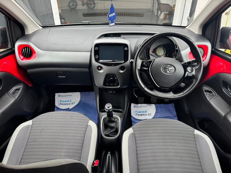 TOYOTA AYGO