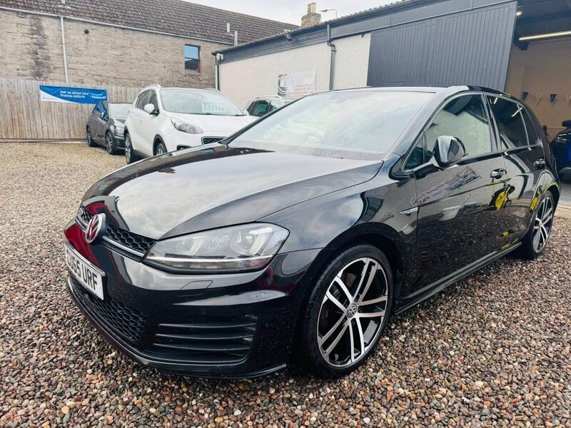 View VOLKSWAGEN GOLF 2.0 TDI BlueMotion Tech GTD