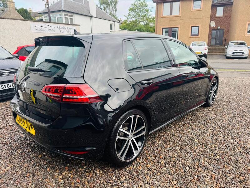 View VOLKSWAGEN GOLF 2.0 TDI BlueMotion Tech GTD