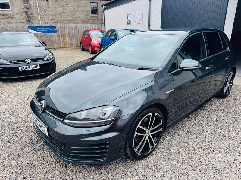 View VOLKSWAGEN GOLF 2.0 TDI BlueMotion Tech GTD