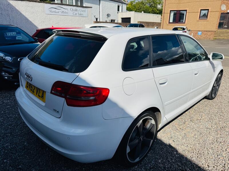 View AUDI A3 2.0 TDI Black Edition