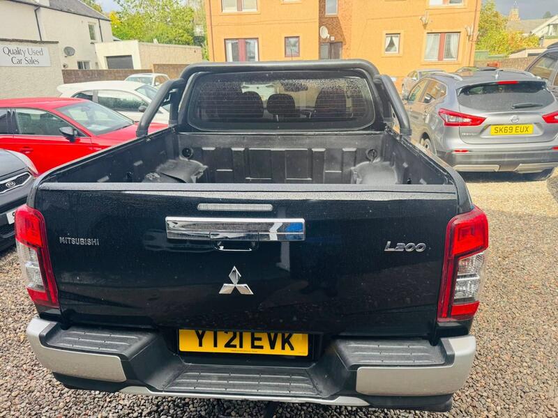 View MITSUBISHI L200 2.2 DI-D DC Trojan